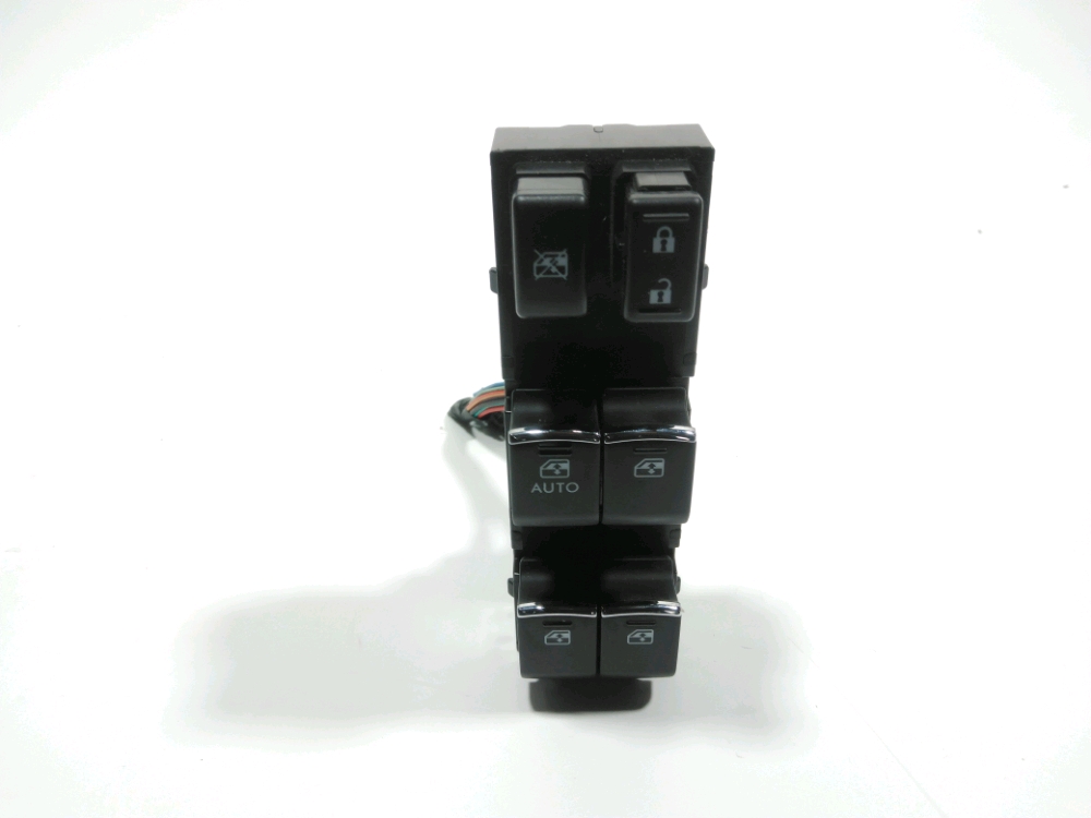 Commande lève-vitre avant gauche