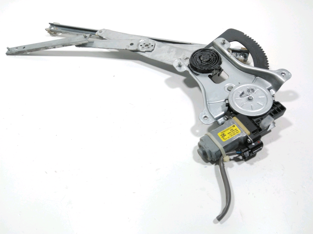 Lève-vitre électrique avant droit