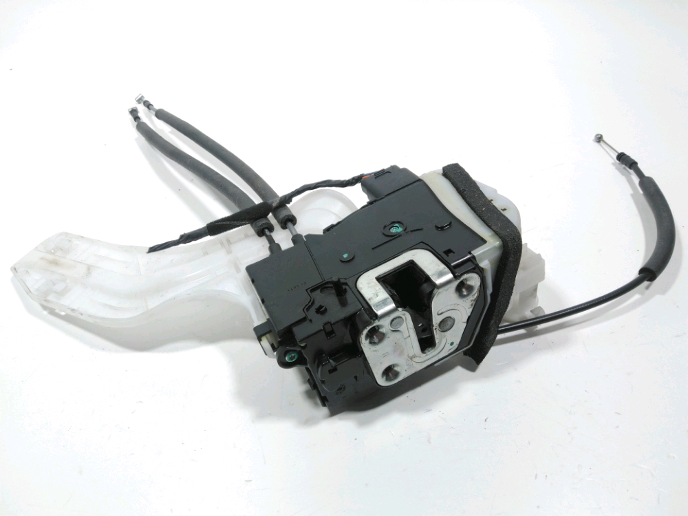 Serrure de porte arriere droite