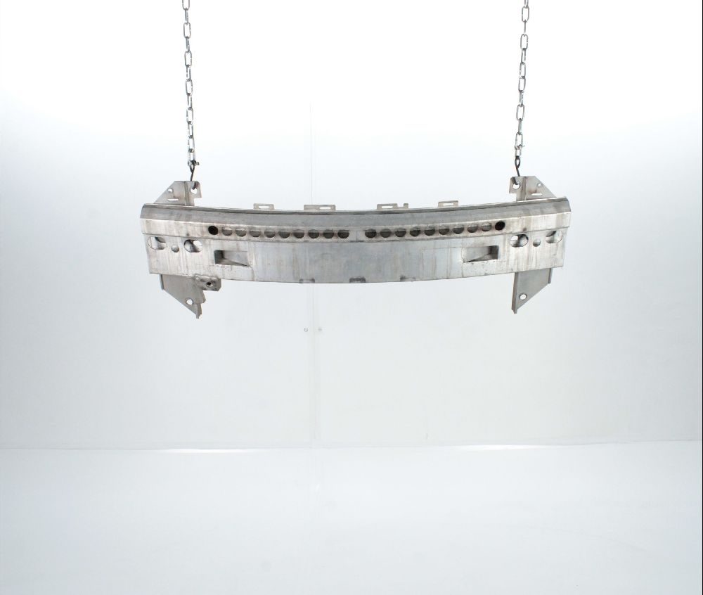 Renfort pare-choc avant