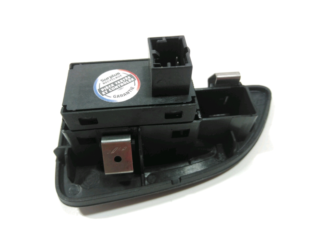 Commande lève-vitre arrière gauche