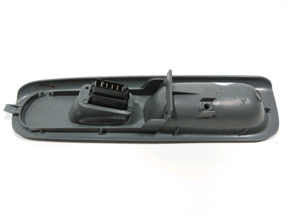 Commande lève-vitre avant droit