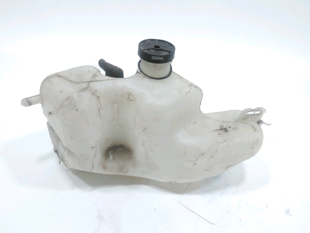 Réservoir de lave glace avant