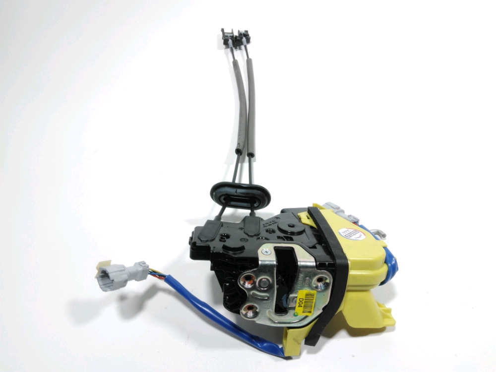 Serrure de porte avant droite