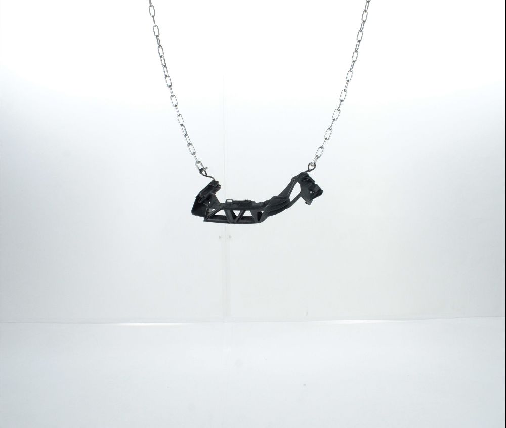 Support droit de pare-choc arrière