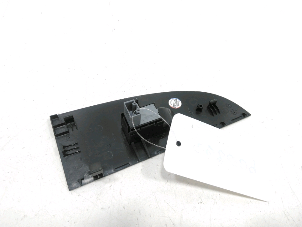 Commande lève-vitre avant droit