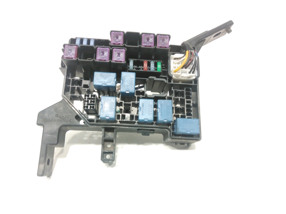 Boite à fusibles moteur