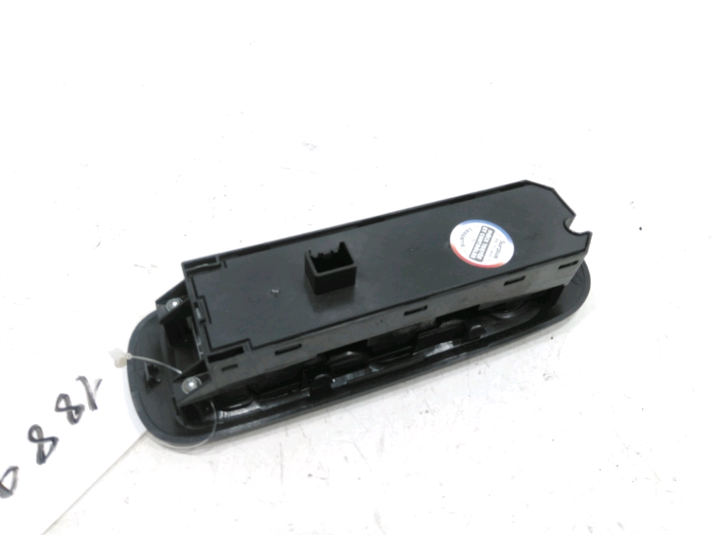 Commande lève-vitre avant gauche