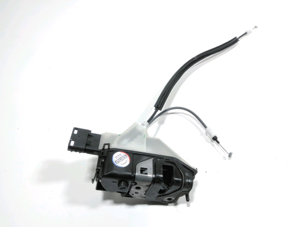 Serrure de porte avant droite