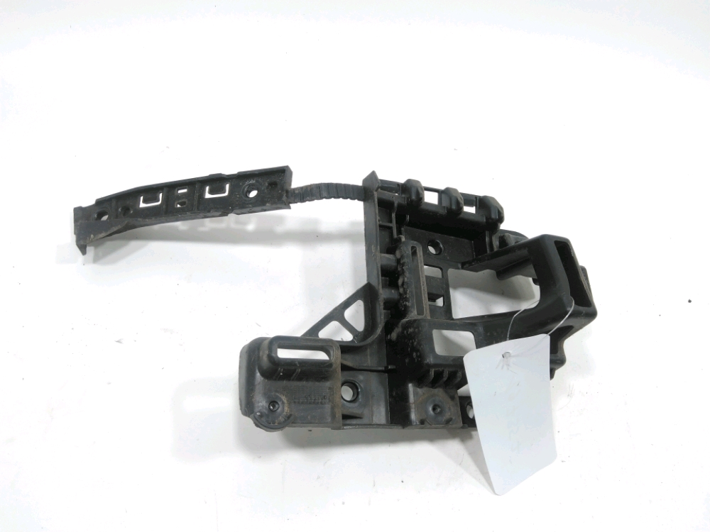 Support gauche de pare-choc arrière