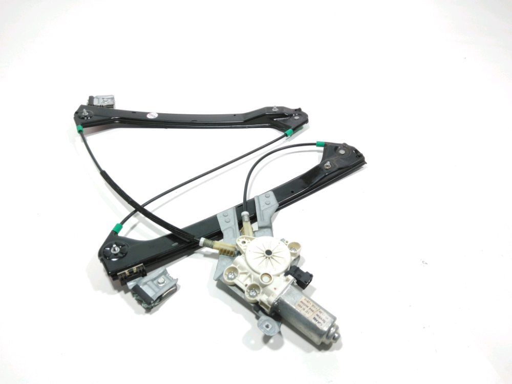 Lève-vitre électrique avant droit