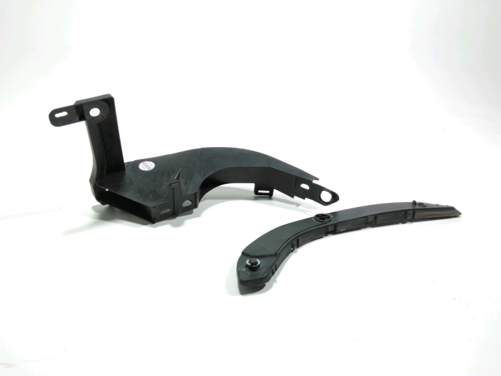 Support droit de pare-choc arriere