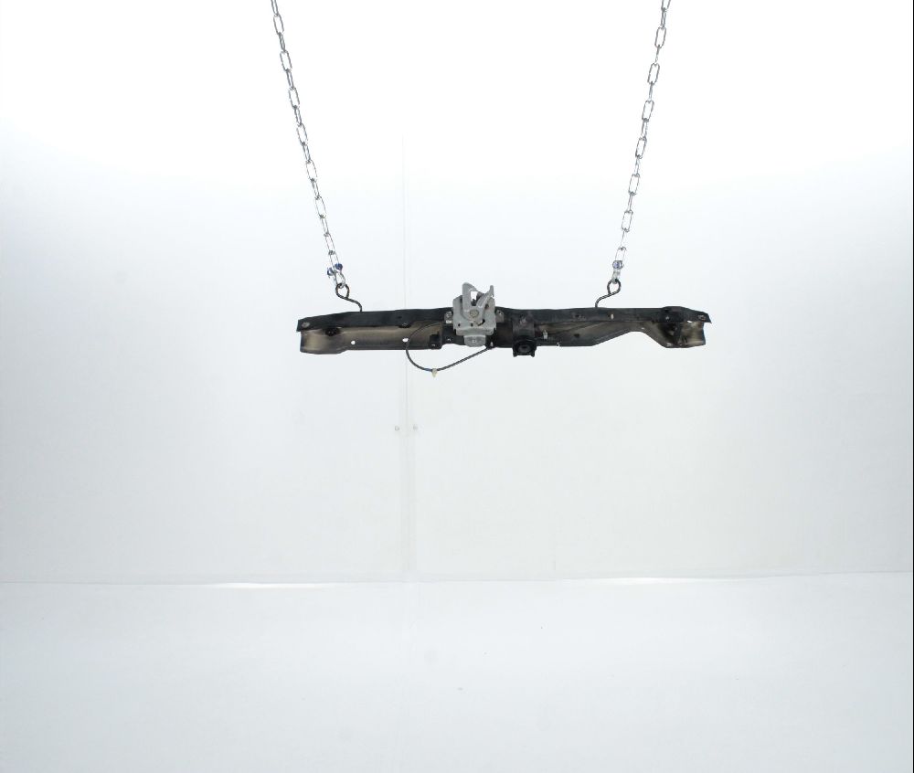 Traverse supérieure armature avant