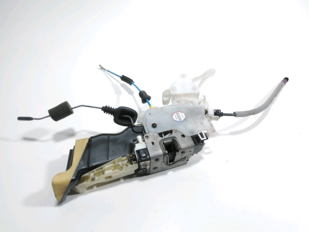 Serrure de porte avant gauche