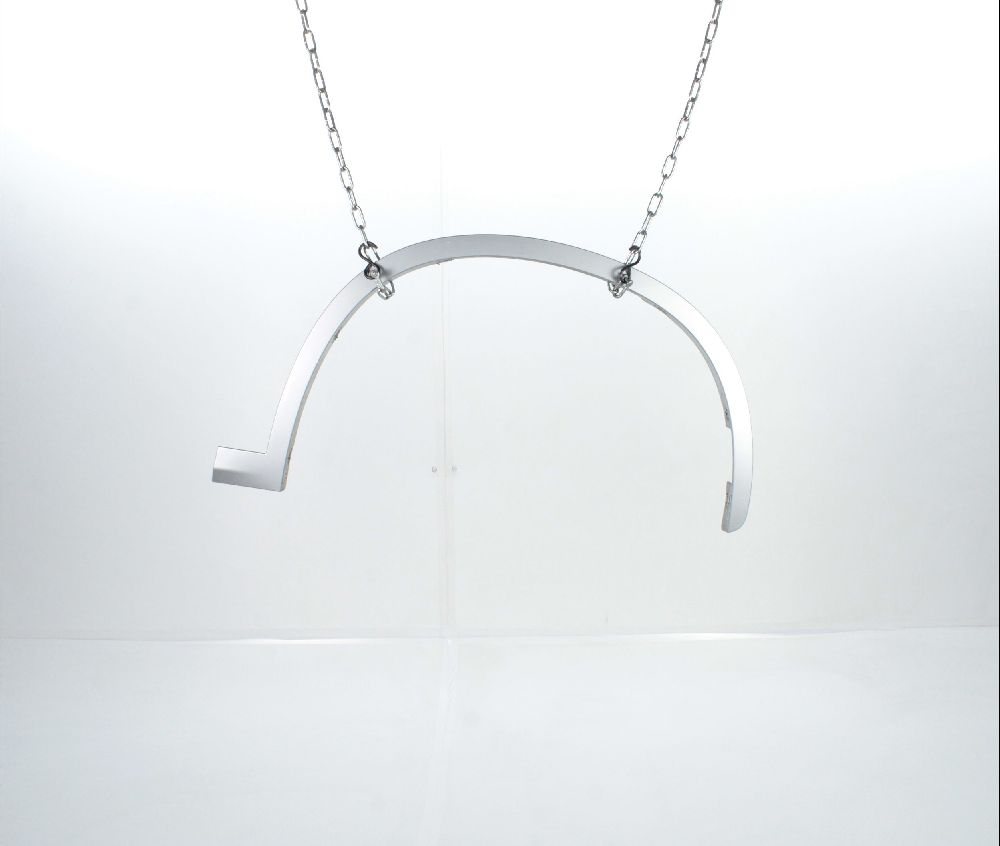 Elargisseur d'aile avant droite