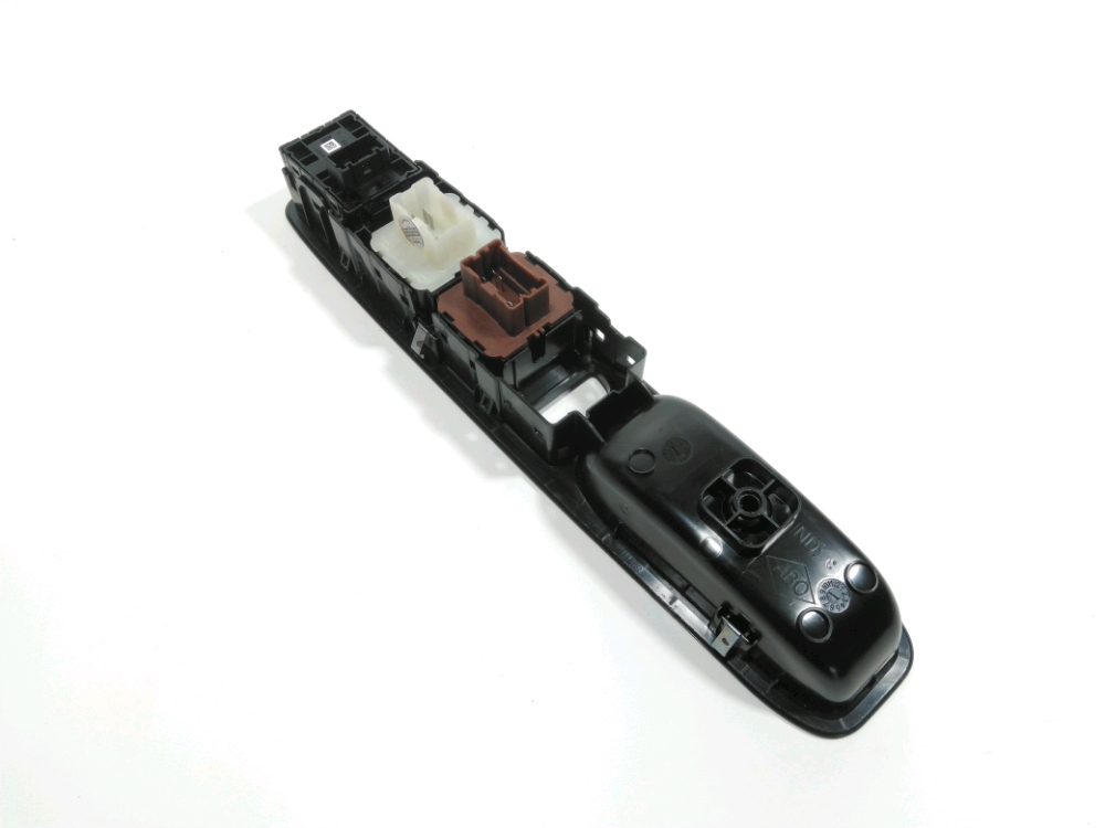 Commande lève-vitre avant gauche