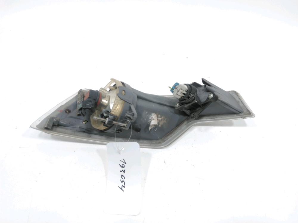 Antibrouillard avant gauche