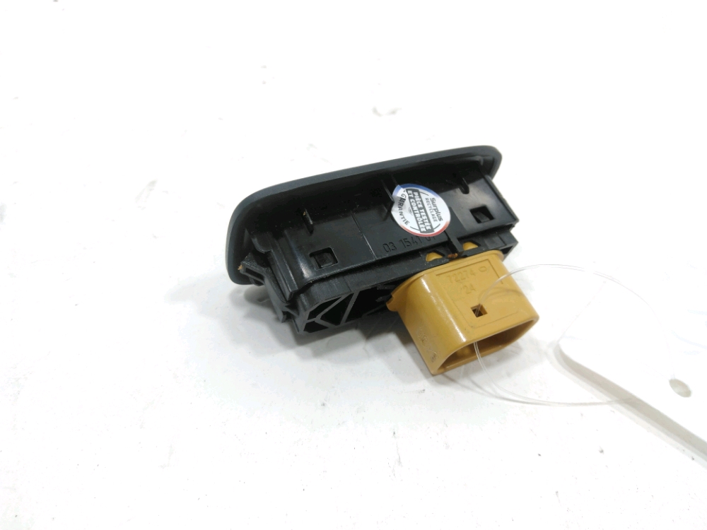 Commande lève-vitre avant droit