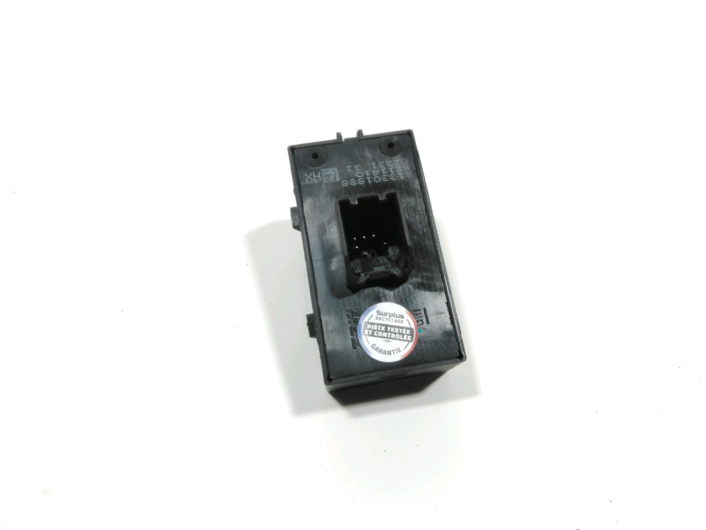 Commande lève-vitre arrière gauche