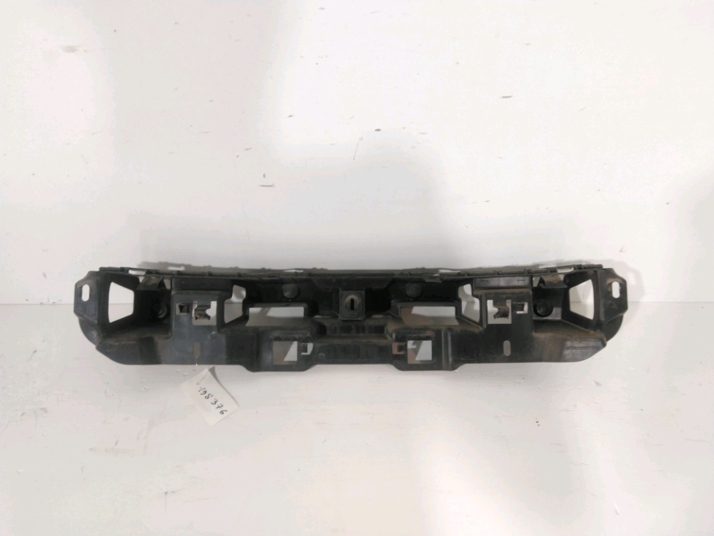 Support central de pare-choc arrière