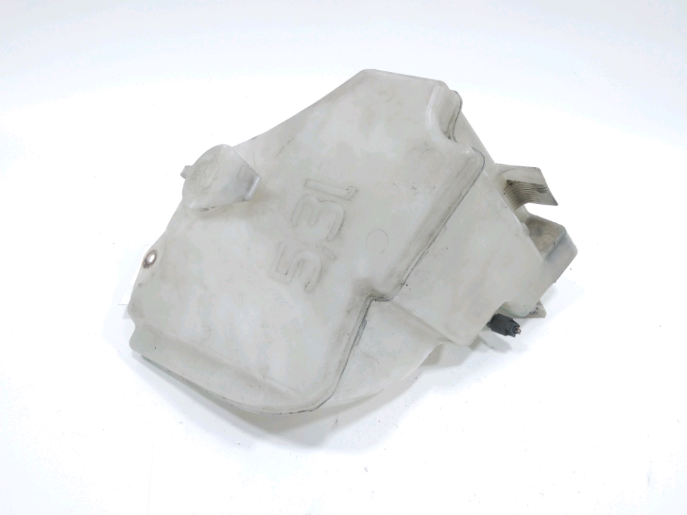 Réservoir de lave glace avant