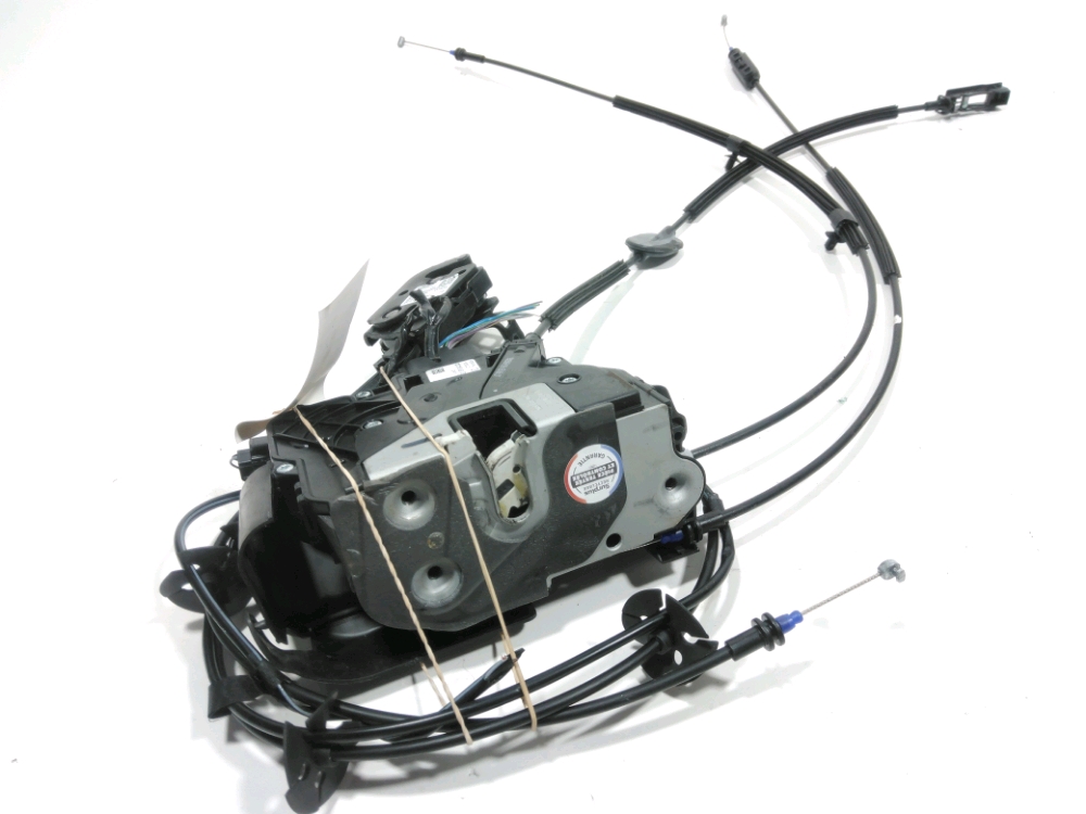 Serrure de porte avant gauche