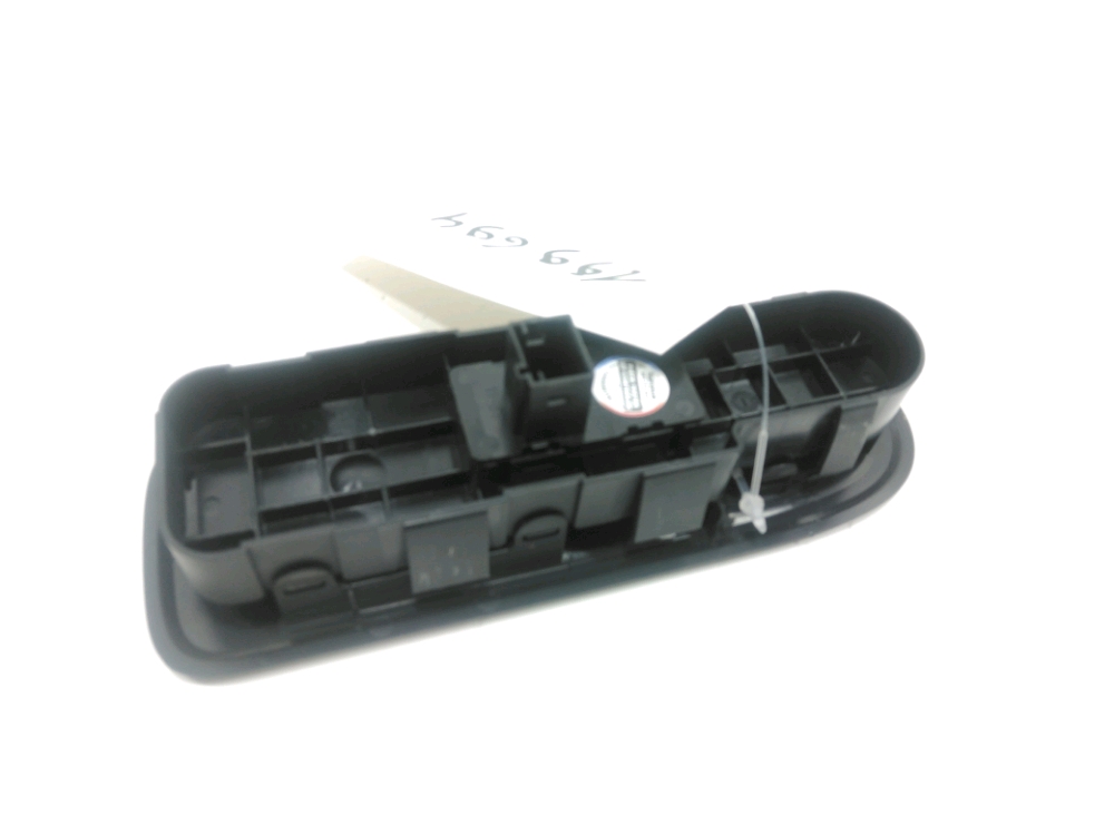 Commande lève-vitre avant droit