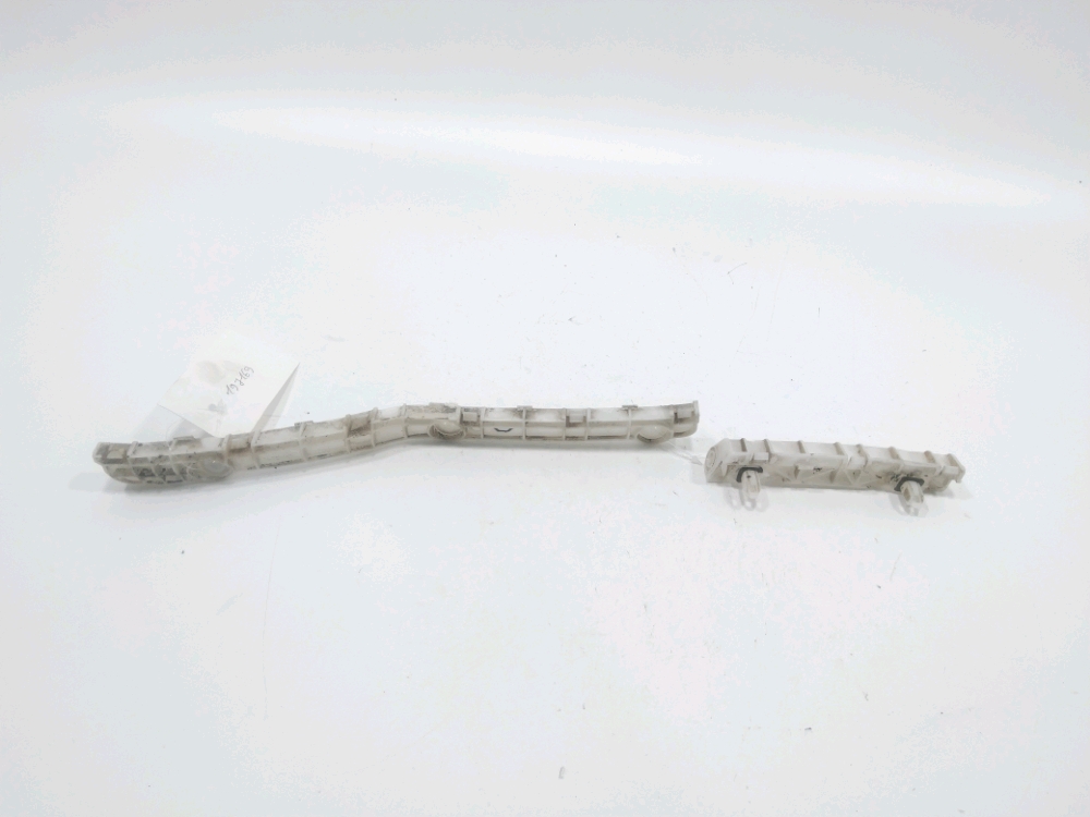 Support gauche de pare-choc arrière