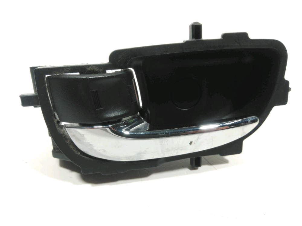 Poignée intérieure porte avant gauche