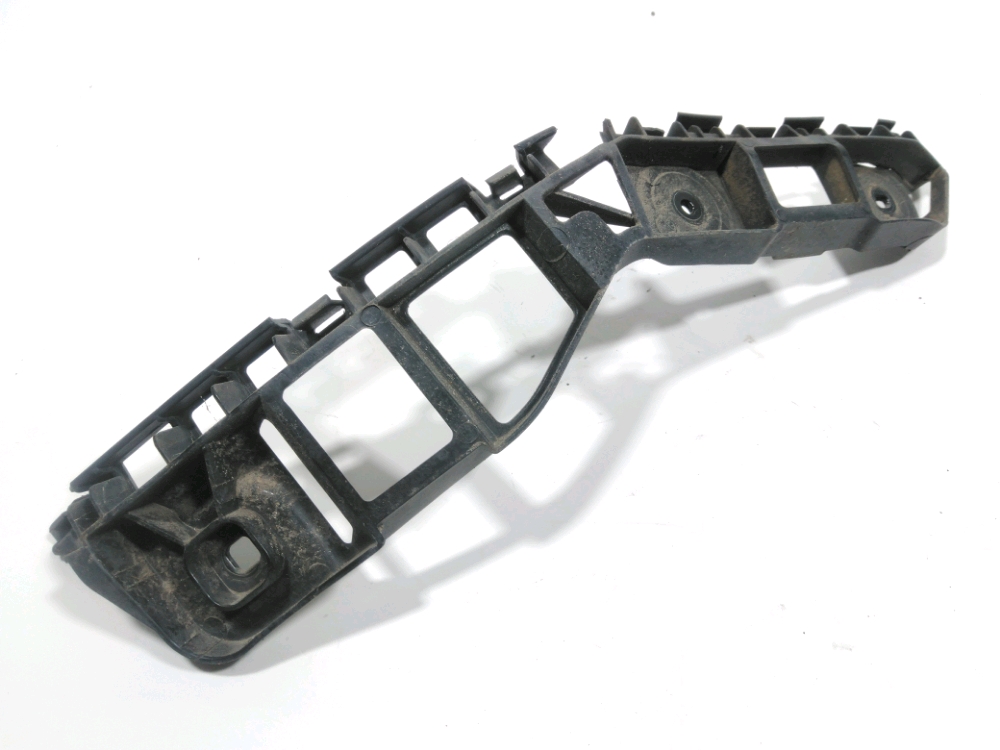 Support droit de pare-choc arrière