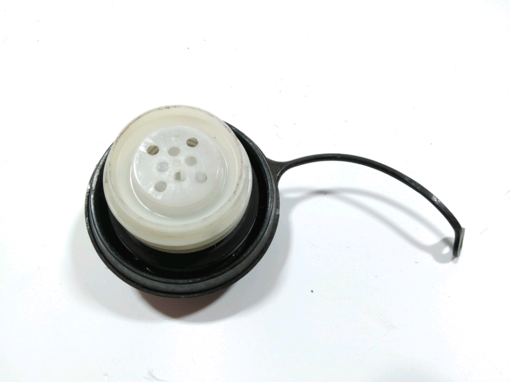 Bouchon de réservoir à carburant