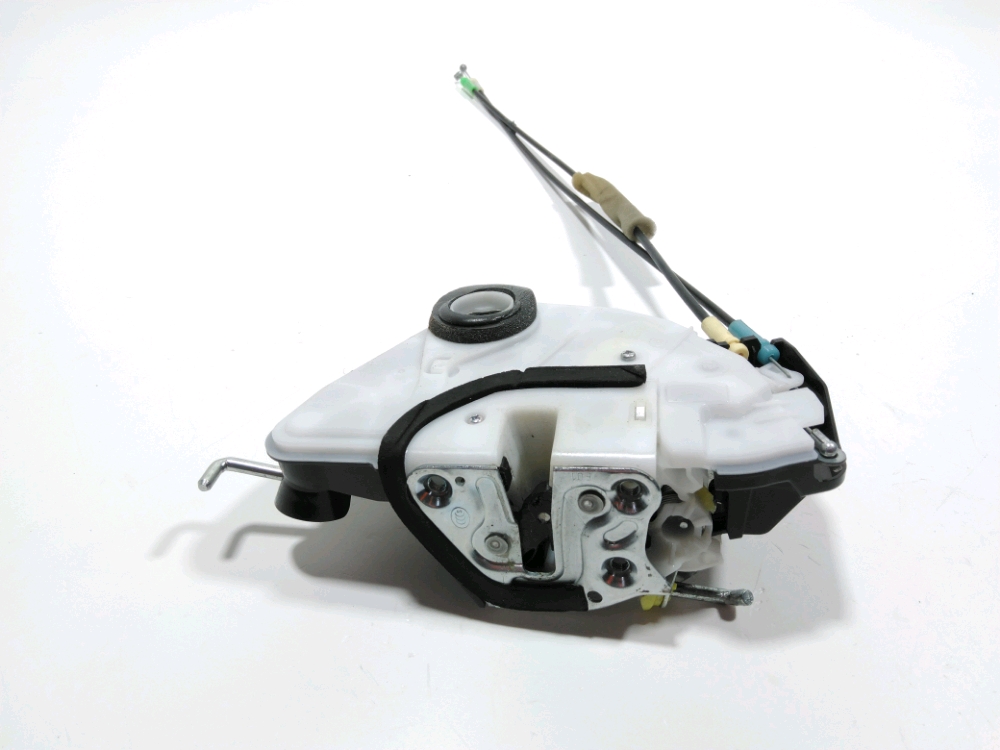 Serrure de porte avant gauche