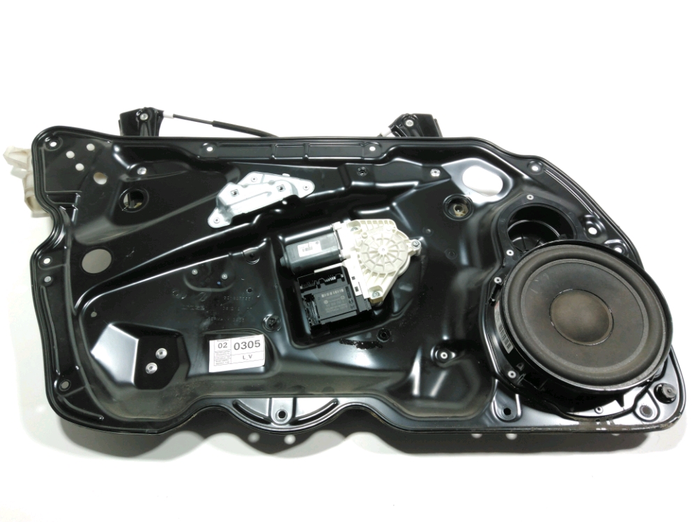 Leve-vitre electrique avant gauche