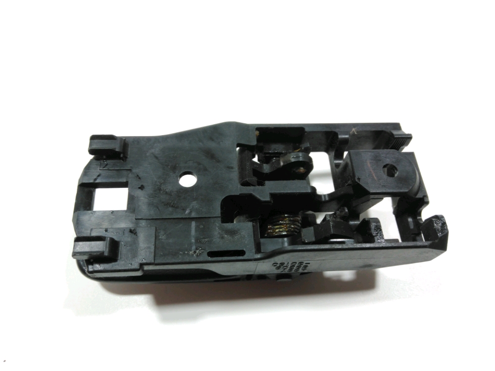 Poignée intérieure porte avant gauche