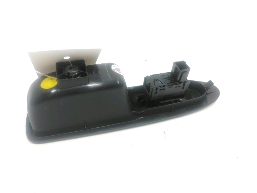 Commande lève-vitre arrière gauche