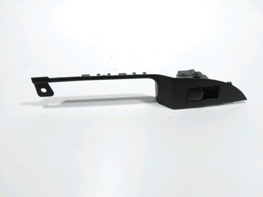 Commande leve-vitre arriere gauche