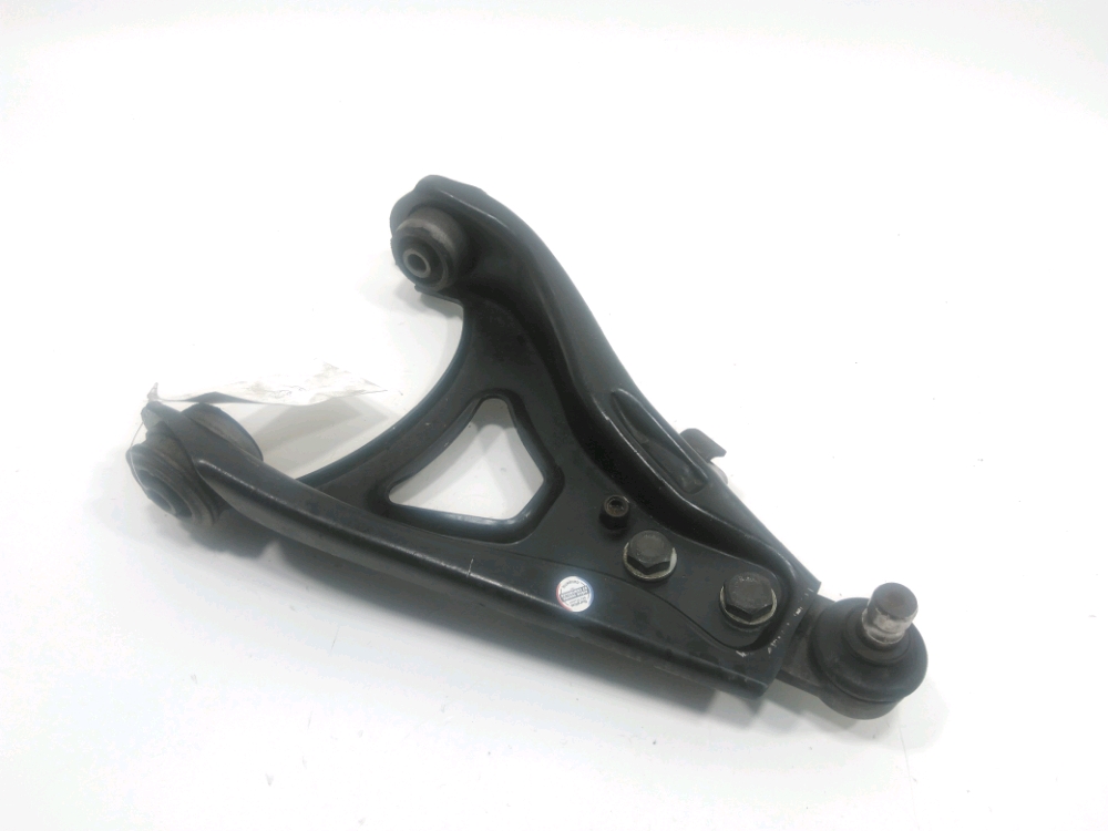 Triangle inférieur avant gauche