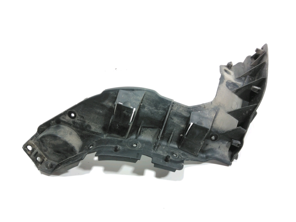 Support droit de pare-choc arrière