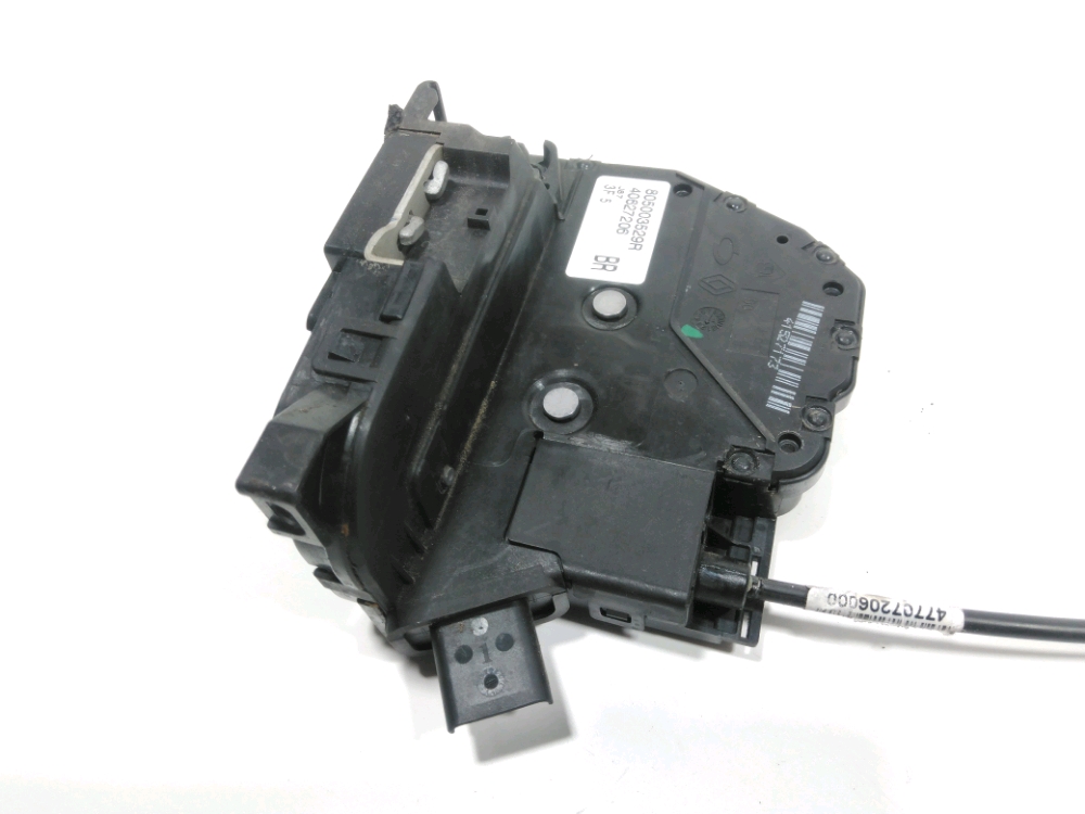 Serrure de porte avant droite