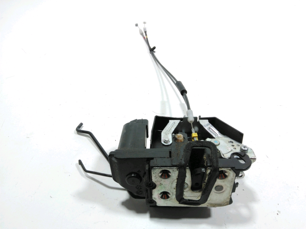 Serrure de porte avant gauche