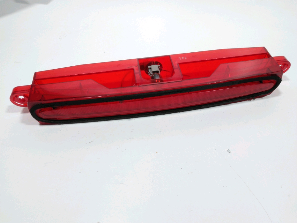 Feu stop supplémentaire