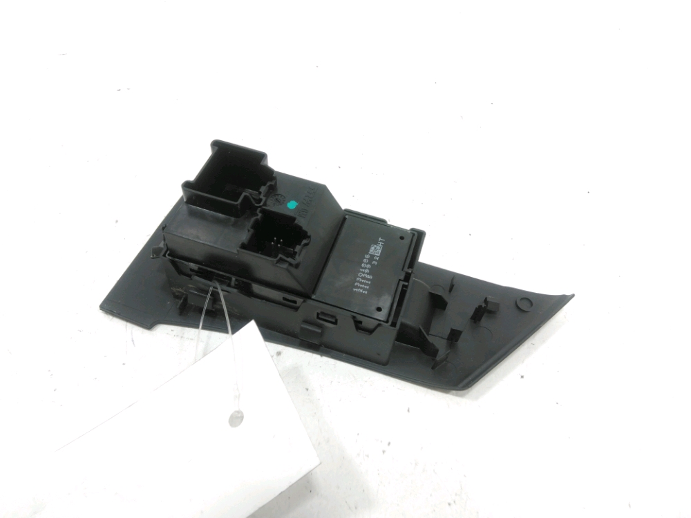 Commande lève-vitre avant droit