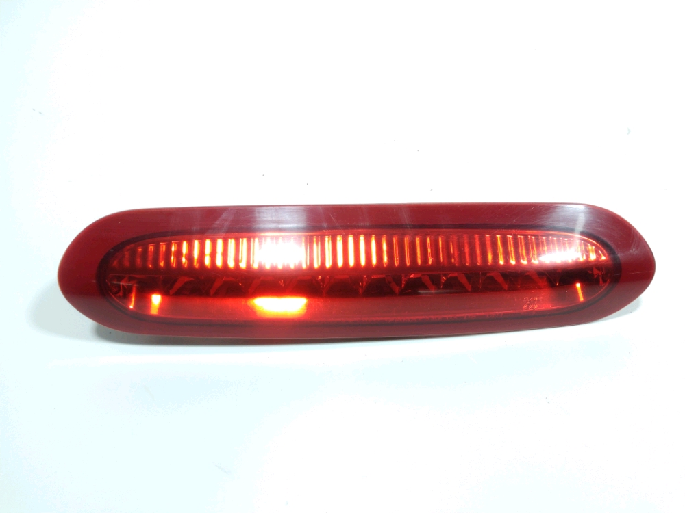 Feu stop supplémentaire