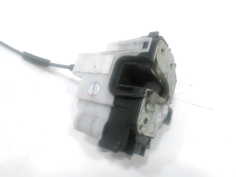 Serrure de porte avant droite