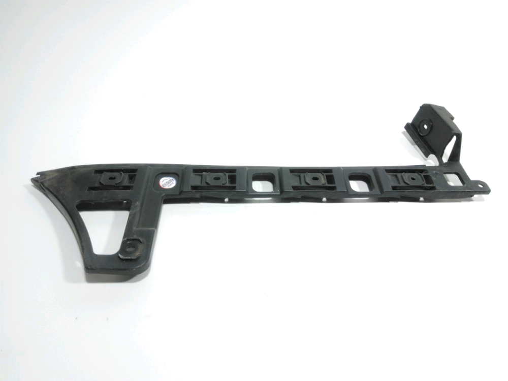 Support droit de pare-choc arrière