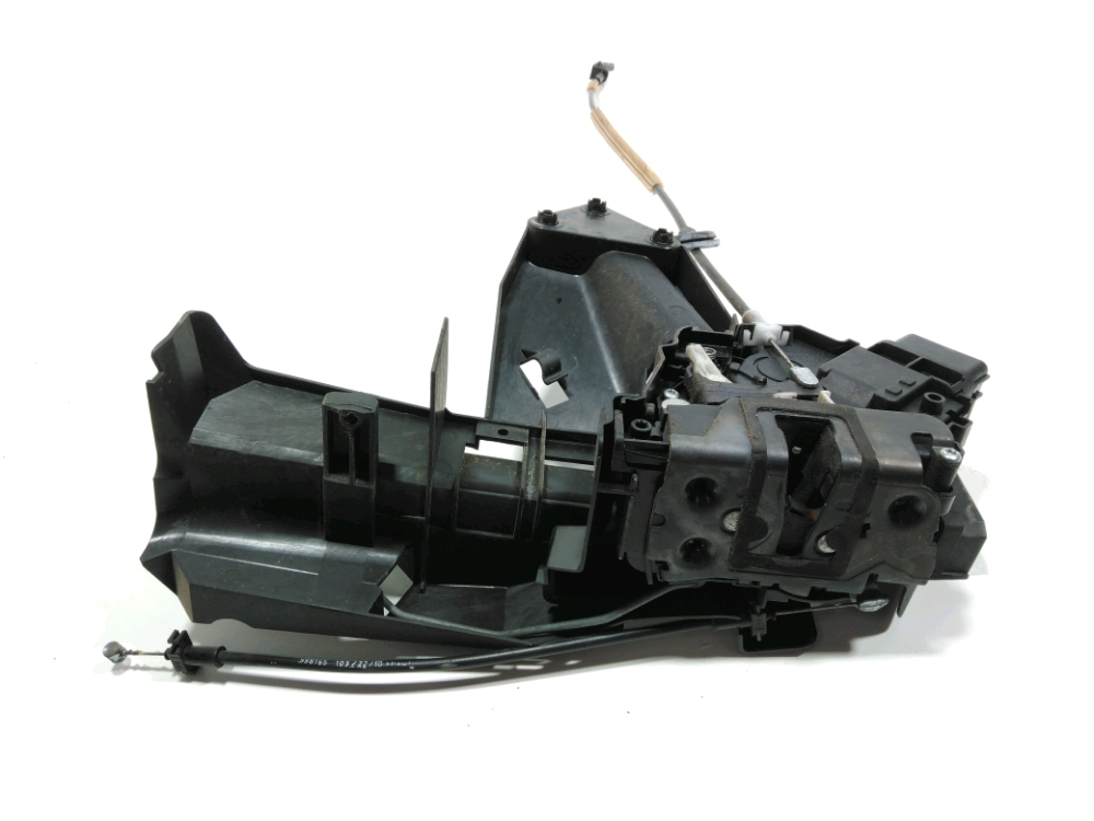 Serrure de porte avant gauche