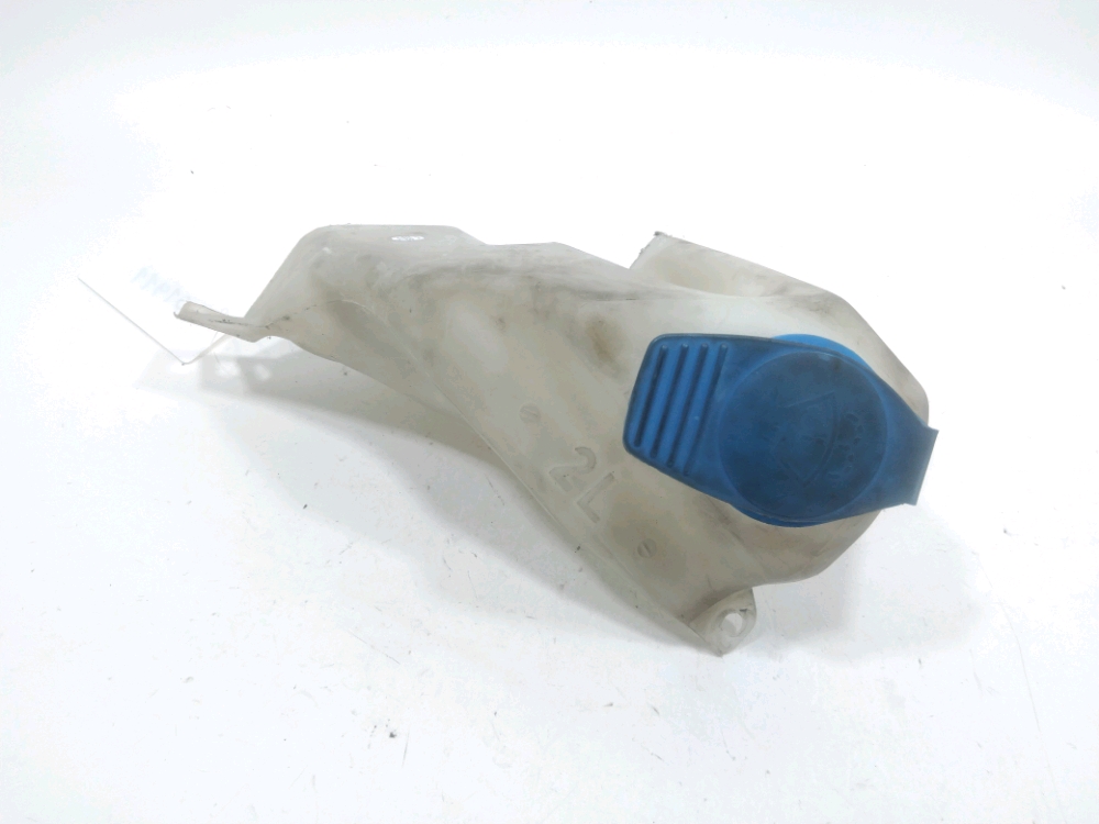 Réservoir de lave glace avant