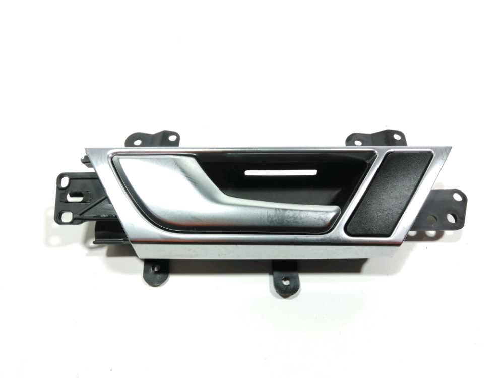 Poignee interieure porte arriere gauche