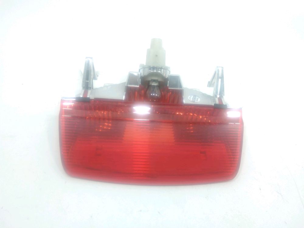 Feu stop supplémentaire