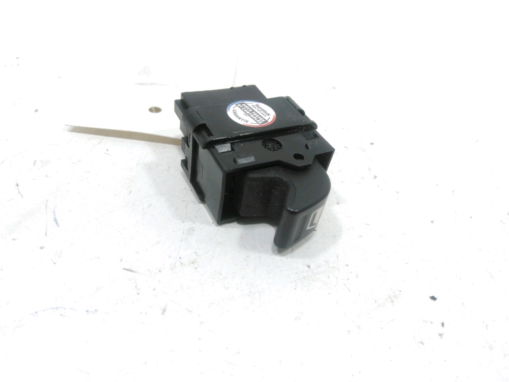 Commande lève-vitre arrière gauche